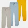 Friboo 3 PACK BASIC BOYS SWEATPANTS - Jogginghose - Grey, Ochre, Blue, Kinder 1 Friboo 3 PACK BASIC BOYS SWEATPANTS - Jogginghose - Grey, Ochre, Blue, Kinder -Deutschland Friboo Verkaufs-Shop c17904b64c0641aface30edf6db80a0b